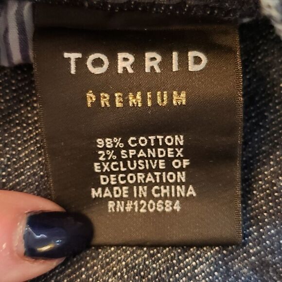 Torrid premium skinny metal stud jeans wit… - Picture 5 of 8